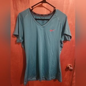 Women's xl nike pro vneck